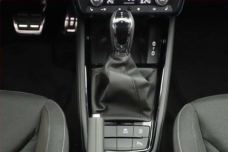 Škoda Scala (2025) 1.0 TSI, Drive - fotka 11 z 18