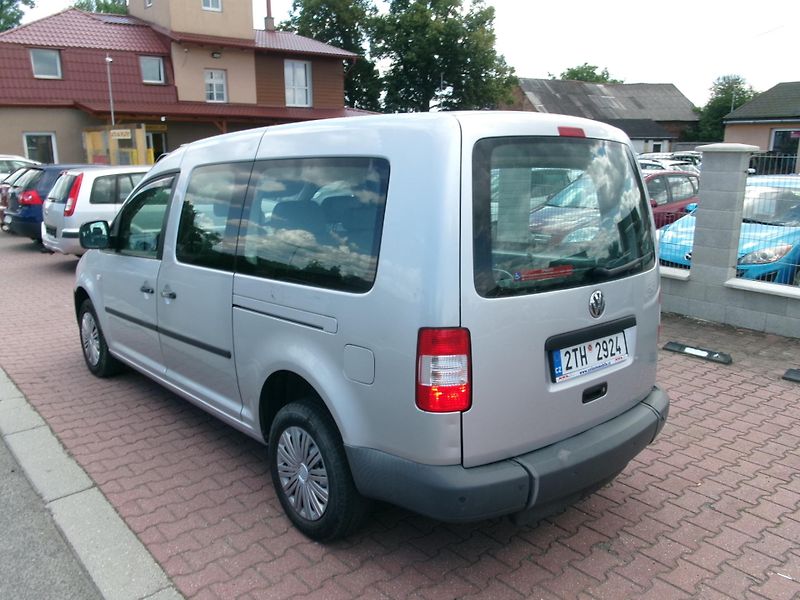 Volkswagen Caddy (2009) 1,9TDI KLIMA invalid.rampa - fotka 8 z 29
