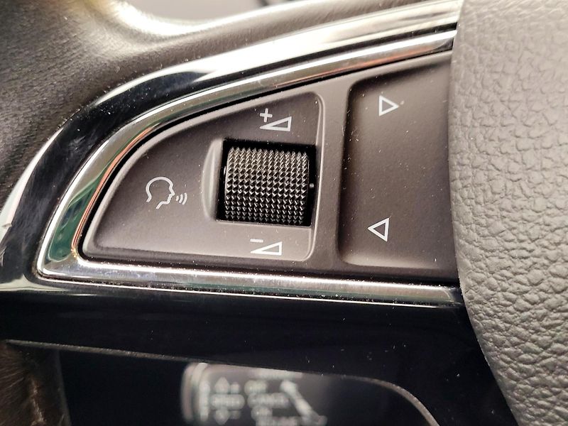 Škoda Octavia TDi 4x4 SERV.KNÍŽKA,CEBIA    - fotka 57 z 61