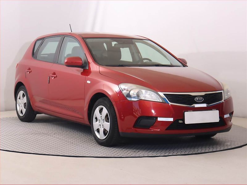 Kia Ceed (2011) 1.4 CVVT, Serv.kniha - fotografie inzerátu