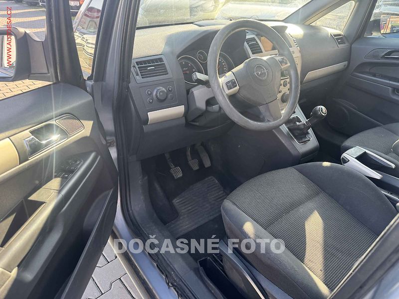 Opel Zafira (2008) 1.7CDi, servis.kniha - fotka 3 z 3