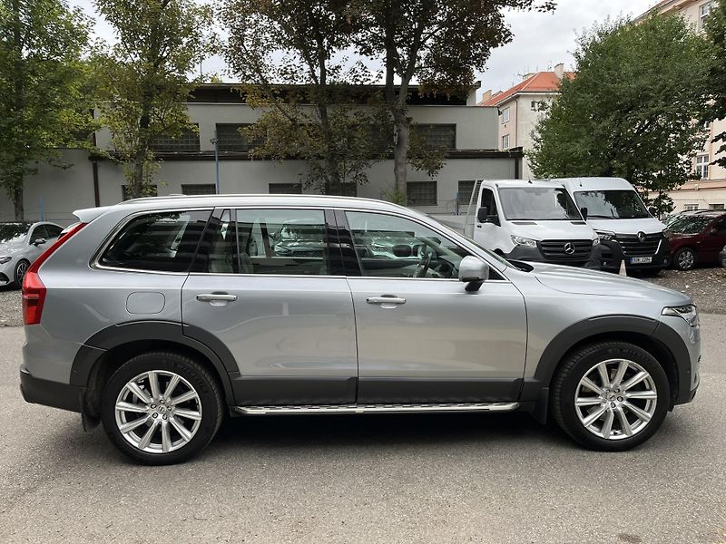Volvo XC90 (2016) T8 AWD TWIN-ENGINE INSCRIPTION - fotka 8 z 47