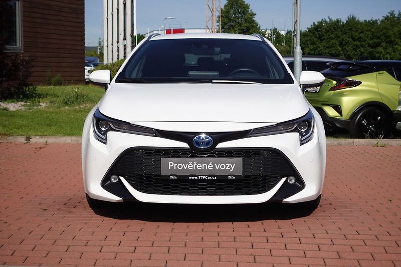 Toyota Corolla 1.8HEV CVT  Comfort Style Tech - fotka 2 z 31