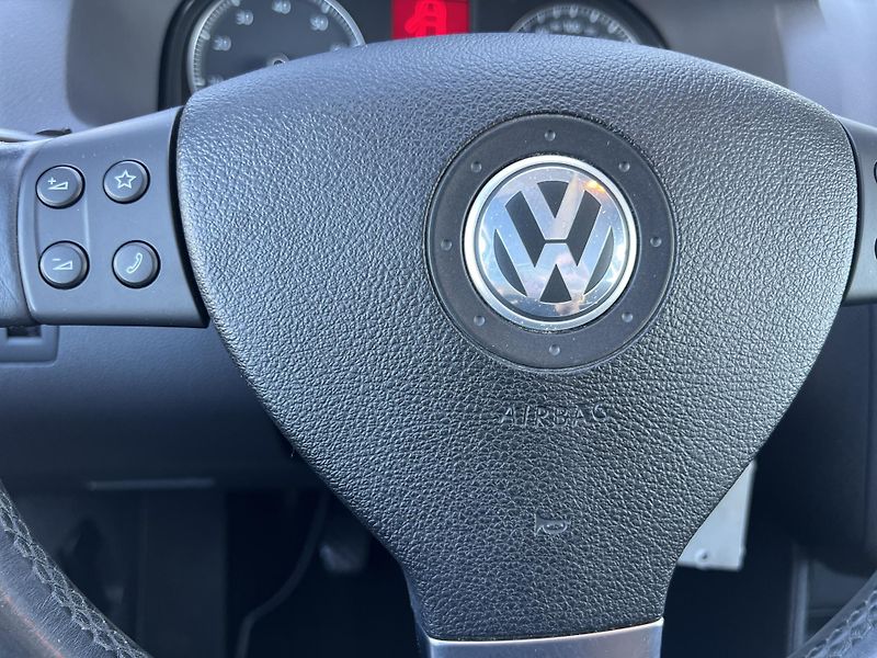 Volkswagen Touran United 1.4TSi 103kw TEMPOMAT - fotka 14 z 40
