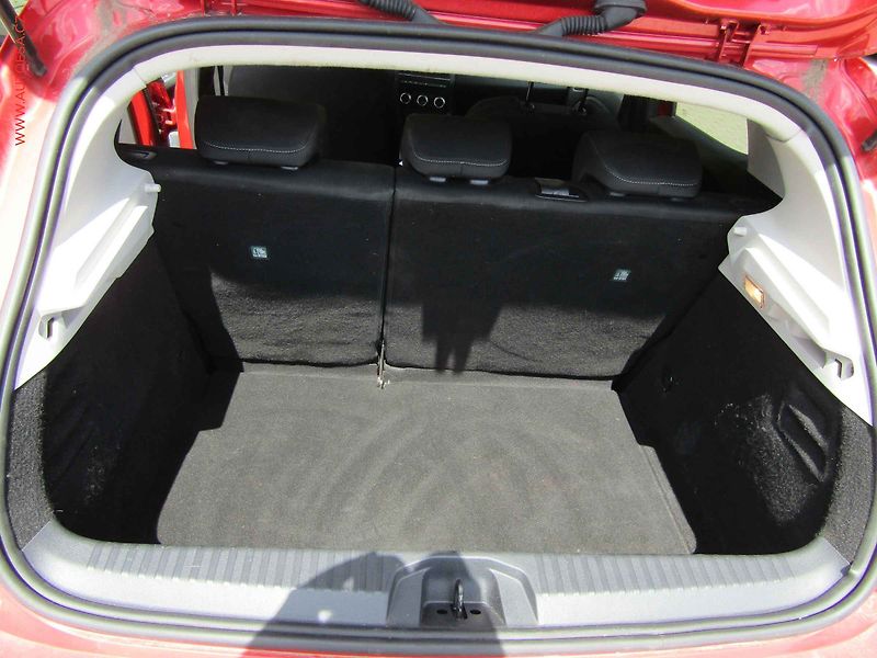 Renault Clio (2020) 1.0 TCe, ČR - fotka 7 z 19
