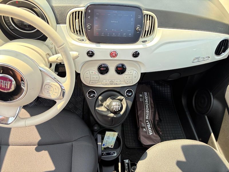 Fiat 500 (2023) CABRO 1.0 HYBRID 51kW CZ DPH - fotka 10 z 11