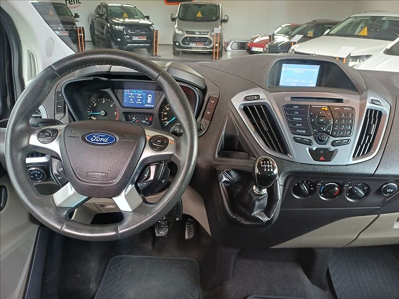 Ford Tourneo Custom 2,2 Titanium 114kW,po servisu - fotka 15 z 29