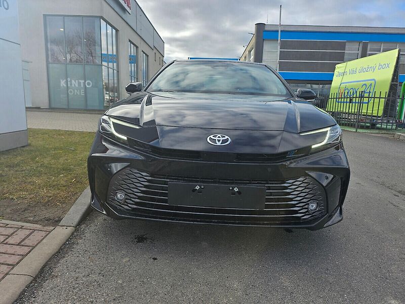 Toyota Camry 2.5 HEV Executive - fotka 3 z 4