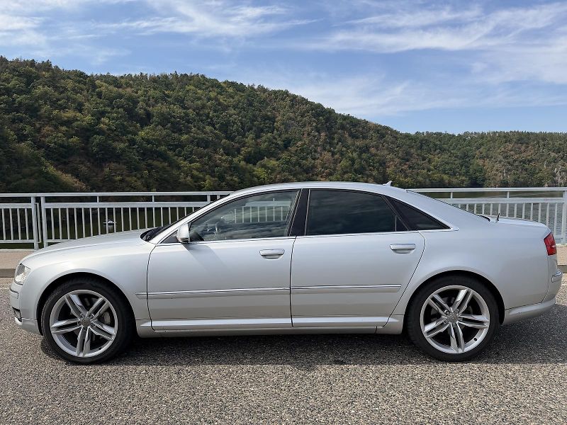 Audi A8 (2008) - fotka 2 z 10
