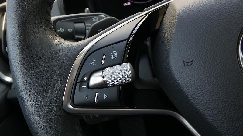 Škoda Kodiaq 2,0 TDi Selection 142 kW 4x4 D - fotka 12 z 28