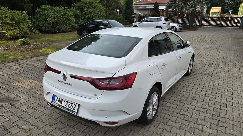 Renault Mégane (2019) top stav - fotka 7 z 18