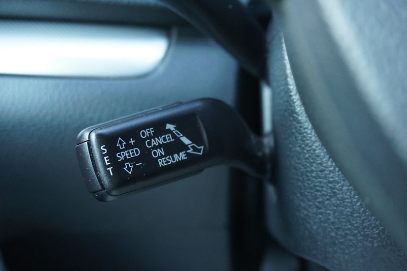 Volkswagen Sharan 1.4 TSI 7MÍST BEZ KOROZE - fotka 25 z 30