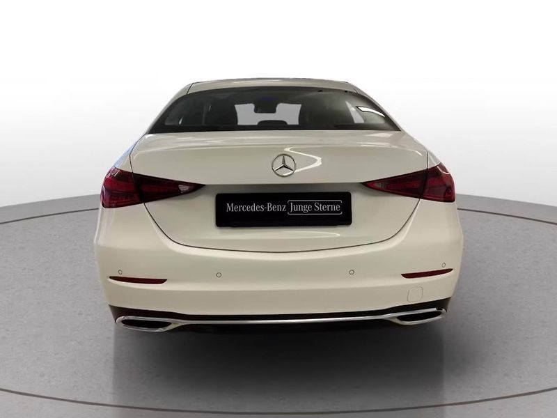 Mercedes-Benz Třídy C 180 Avantgarde Pano Paměť Kam - fotka 6 z 19