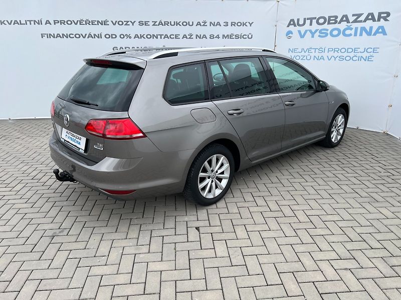 Volkswagen Golf Variant (2016) 1.2TSi LOUNGE Edition - fotka 4 z 33