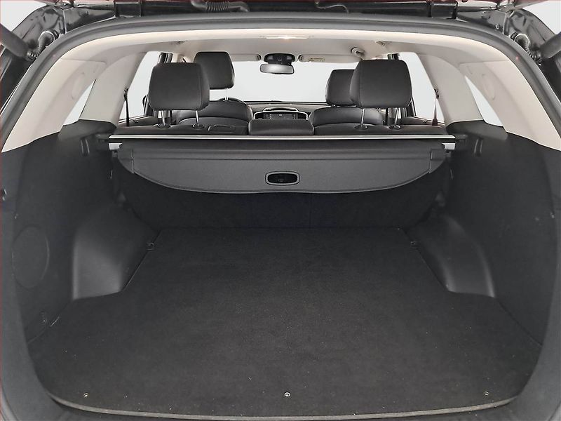 Kia Sorento (2016) 2.2 CRDi, 4X4, Automat, Kůže - fotka 14 z 23