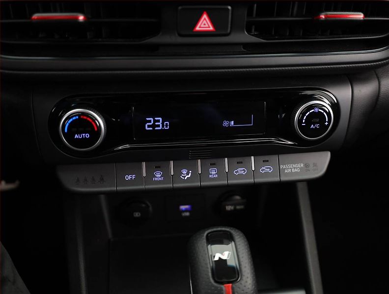 Hyundai Kona (2023) N-Line 1.6 T-GDI - fotka 13 z 20