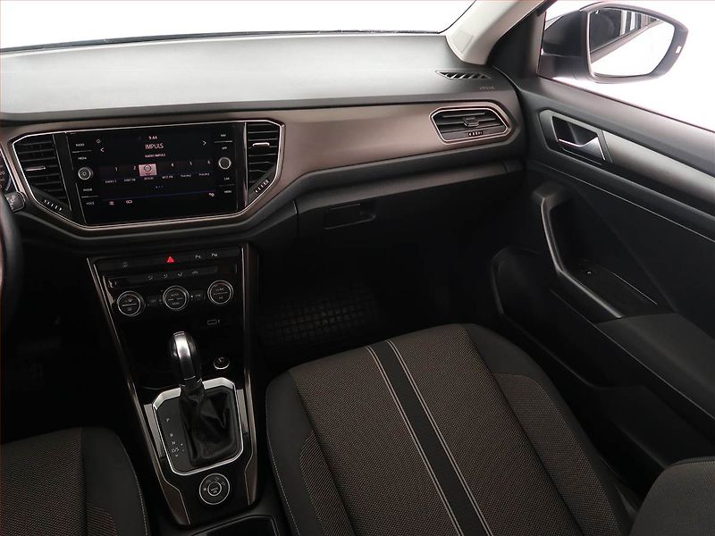 Volkswagen T-Roc (2019) 2.0 TDI 4Motion - fotka 8 z 19