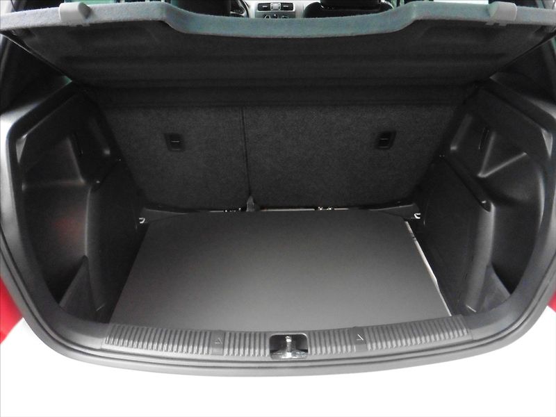 Škoda Fabia 1.2 TSi Monte Carlo 1.maj. - fotka 7 z 15