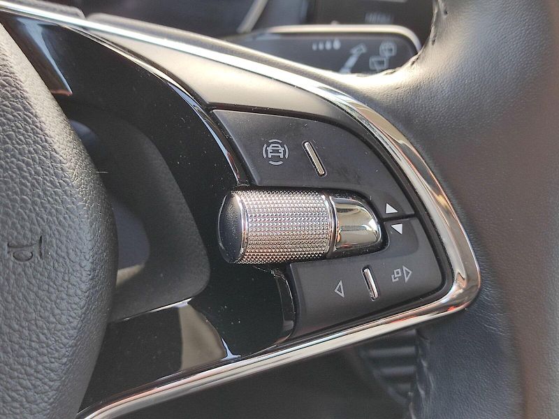 Škoda Octavia (2022) Combi Ambition Plus 2,0 Tdi 85 - fotka 30 z 35