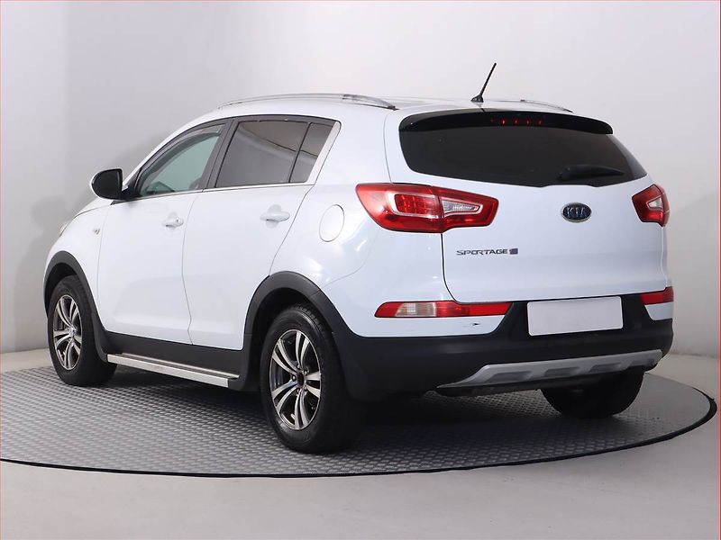 Kia Sportage (2010) 1.6 GDI, Serv.kniha, Tempomat - fotka 4 z 16