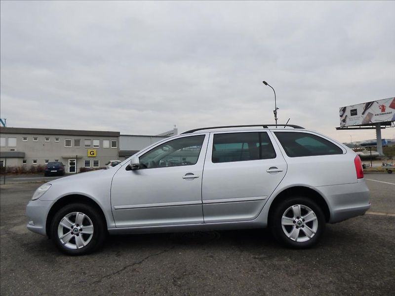 Škoda Octavia 2,0 TDI,4x4,Xenon,Elegance Edi - fotka 6 z 53