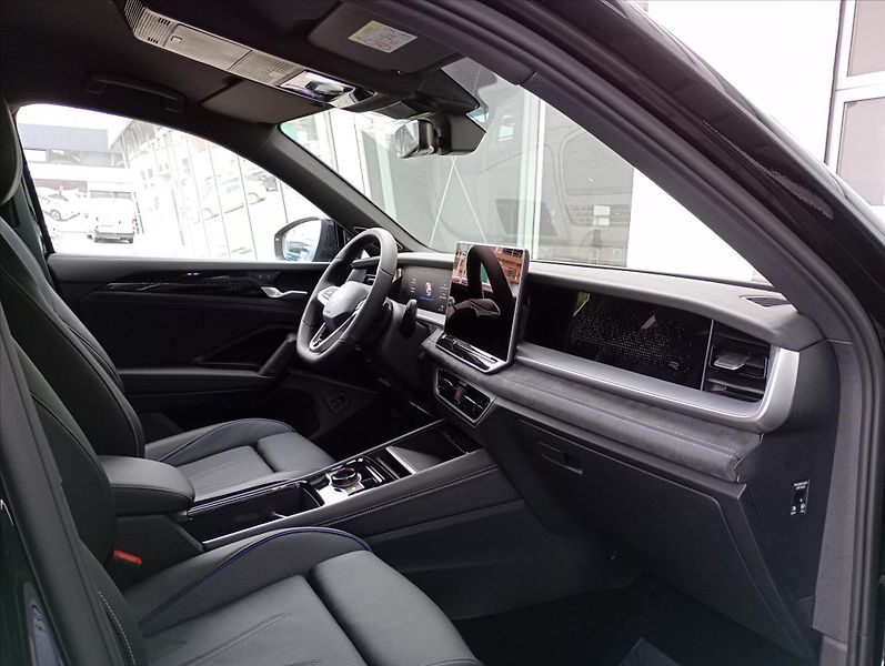 Volkswagen Tayron (2026) 2,0 TDI 142 kW 4MOT  R-Line - fotka 15 z 18
