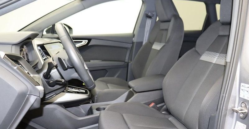 Audi Q4 e-tron  50 quattro S-LINE 21