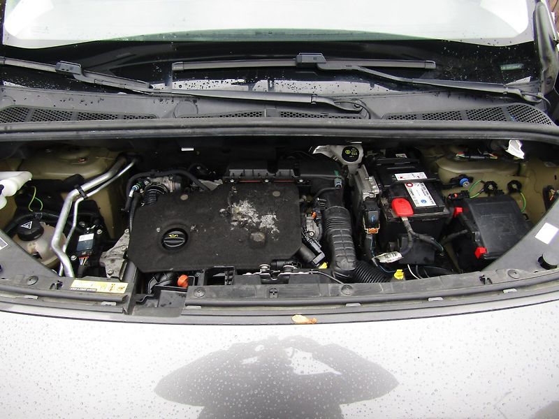 Peugeot Rifter (2020) 1.5 HDI LONG  7 MÍST - fotka 39 z 39