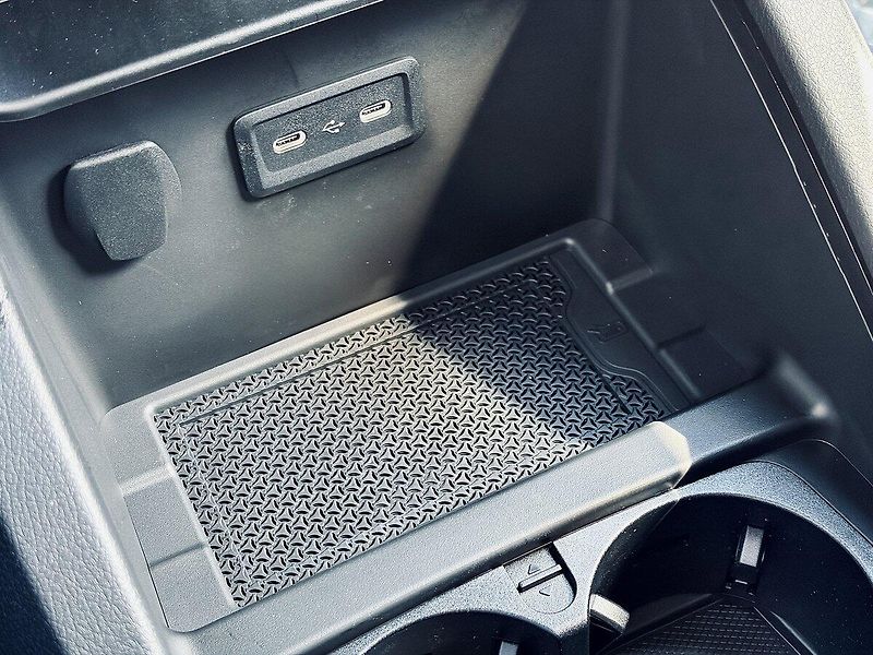 Mercedes-Benz Třídy V (2026) 300d EXCLUSIVE AMG 4M L AIR - fotka 33 z 36