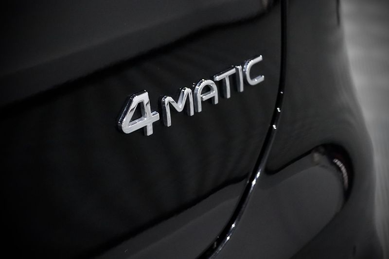 Mercedes-Benz EQS 450 4Matic AMG Line - fotka 9 z 36