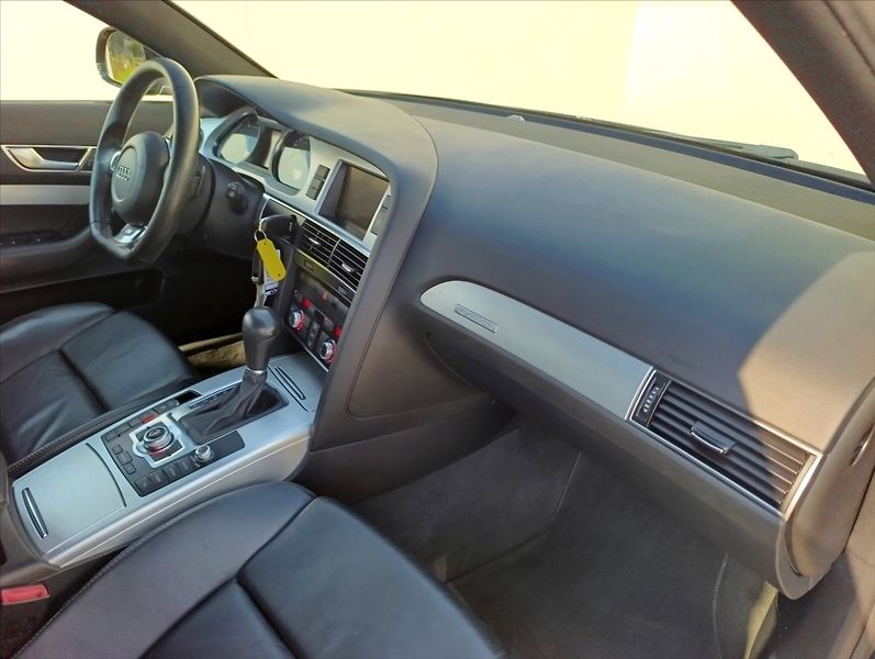 Audi A6 Avant 3,0 TDi aut.,Quattro Kůž - fotka 27 z 34