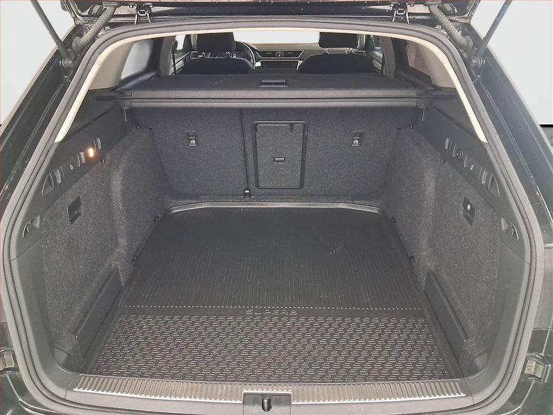 Škoda Superb (2018) Ambition 2.0 TDI, Automat, ČR - fotka 14 z 16