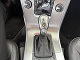 Volvo XC60 2,0   SERVISNÍ KNÍŽKA - náhled 18