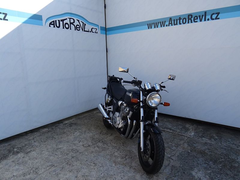Yamaha (2000) 1300,72kW, - fotka 3 z 6