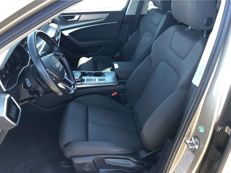 Audi A6 Avant 40 TDI - fotka 11 z 30