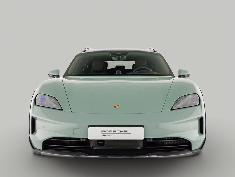 Porsche Taycan 4 Cross Turismo HuD Pano Venti - fotka 2 z 12