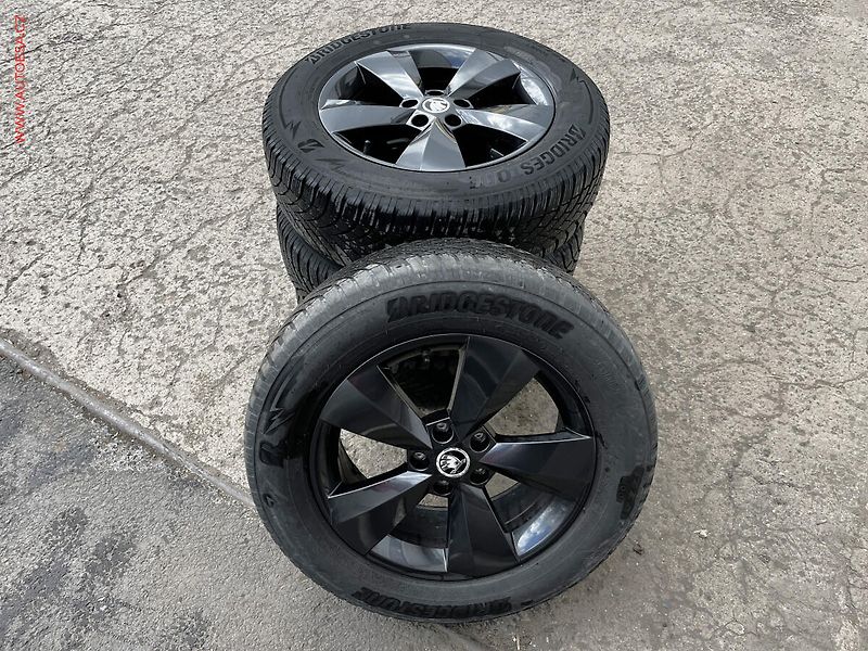 Škoda Kodiaq (2019) 2.0 TSi 4x4, Soleil, DSG, TZ - fotka 20 z 20