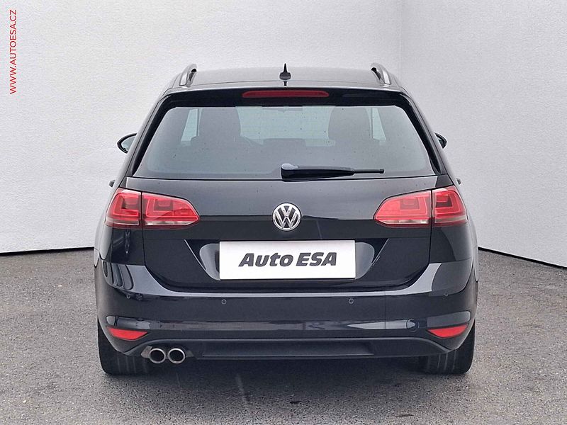 Volkswagen Golf (2015) 2.0 TDi, GTD, bixenon - fotka 5 z 18