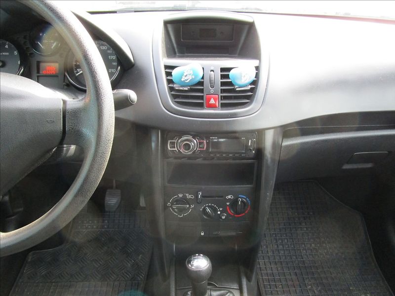 Peugeot 207 1.4i 54kW - fotka 9 z 35