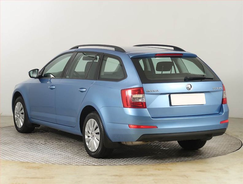 Škoda Octavia (2016) 2.0 TDI, 4X4, Serv.kniha - fotka 4 z 14
