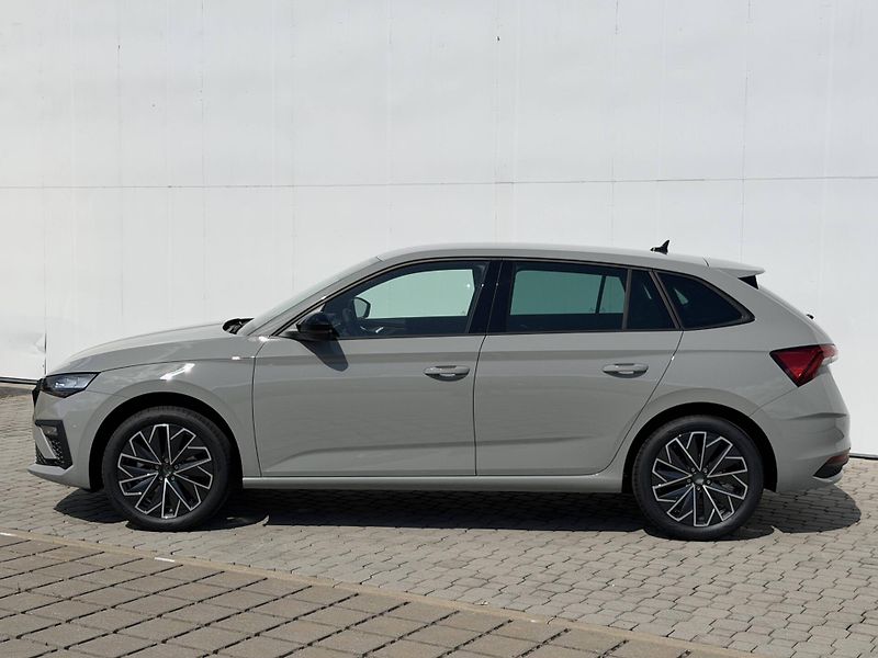 Škoda Scala (2026) Dynamic 7DSG 1,0TSI - fotka 2 z 6