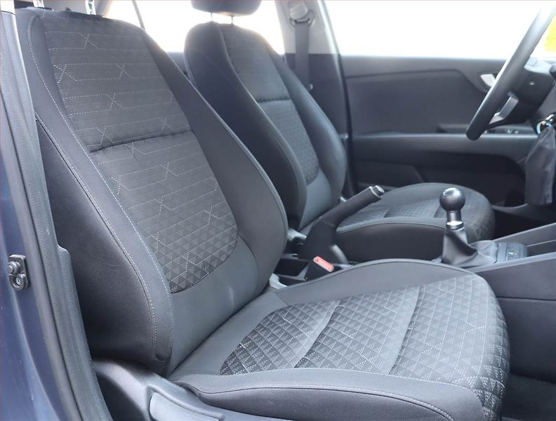 Kia Rio (2020) 1.2 DPI, Serv.kniha - fotka 9 z 15