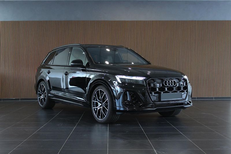 Audi SQ7 Ceramic Exclusive B&O FullSpec - fotka 2 z 33