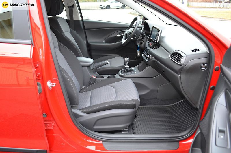Hyundai i30 1.0T-GDI COMFORT ALU16 - fotka 11 z 48