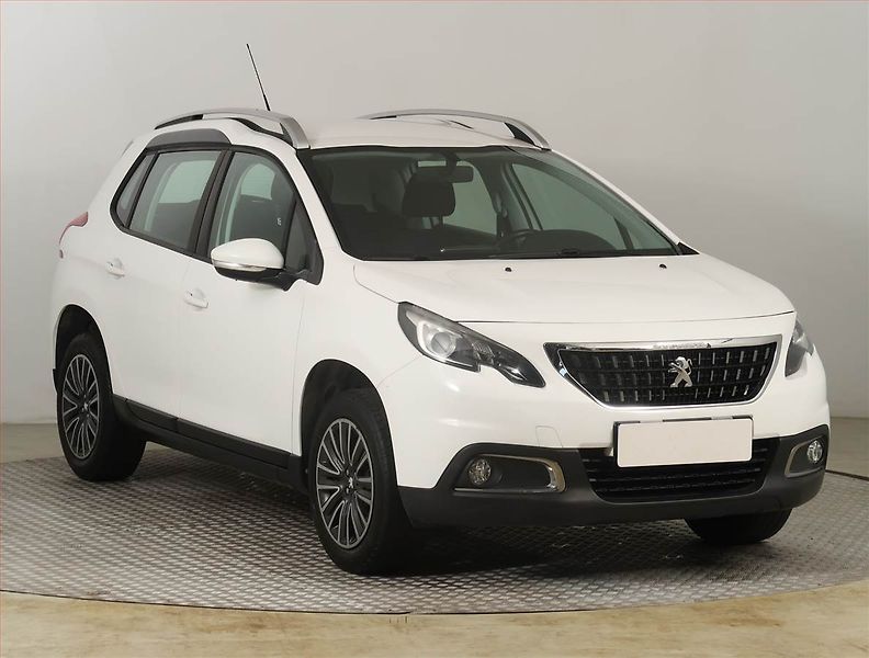 Peugeot 2008 (2018) 1.2 PureTech, Park. senzory - fotografie inzerátu