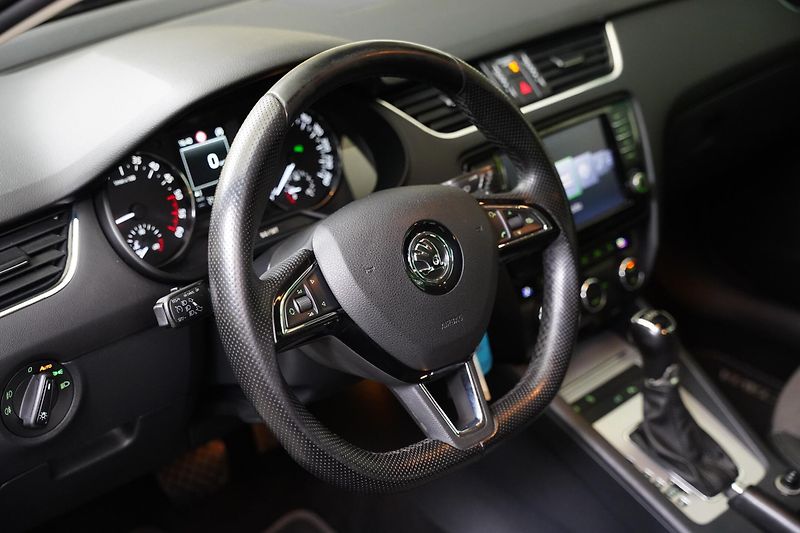 Škoda Octavia - fotka 13 z 26