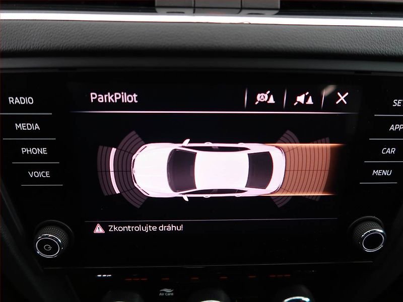Škoda Octavia (2019) RS 2.0 TDI, Automat, ČR,1.maj - fotka 17 z 19