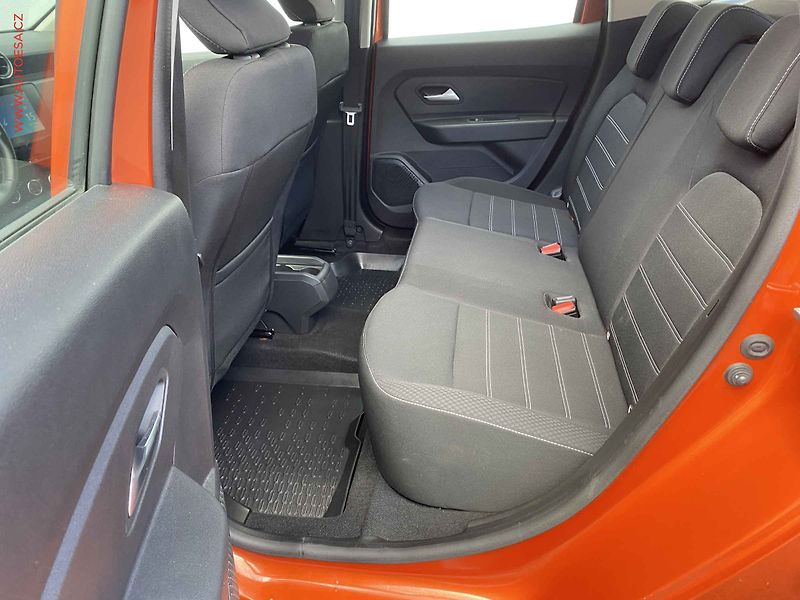 Dacia Duster (2022) 1.0 TCe, Comfort, LED, kamera - fotka 10 z 18