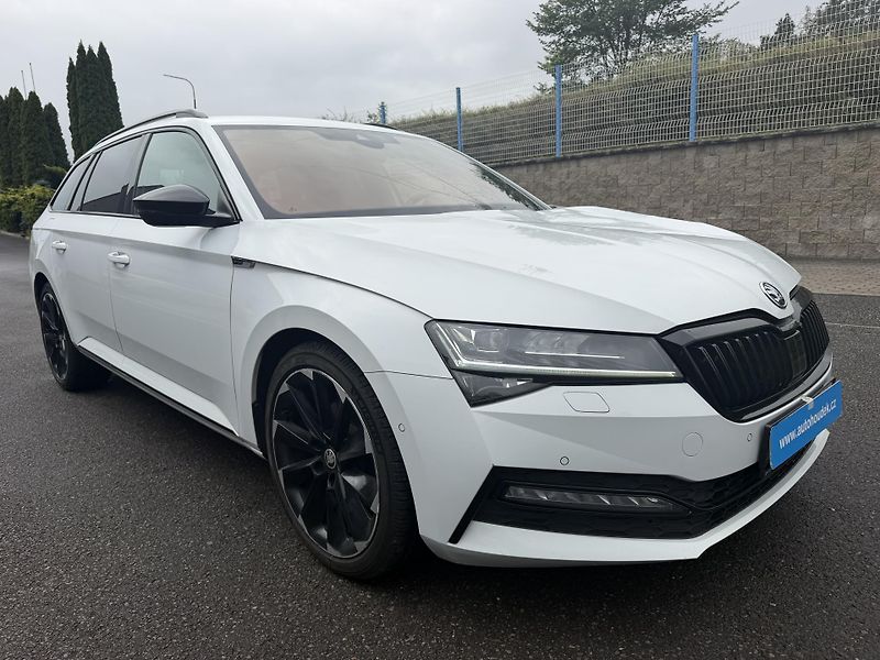 Škoda Superb 2,0TDi 147kW 4x4 DSG SPORTLINE - fotka 1 z 20