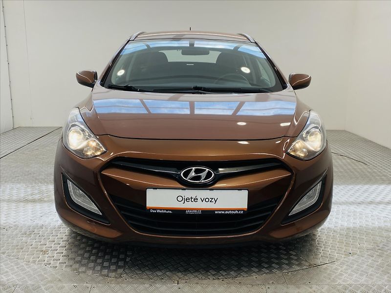 Hyundai i30 1,4 CVVT 73kW - fotka 4 z 23